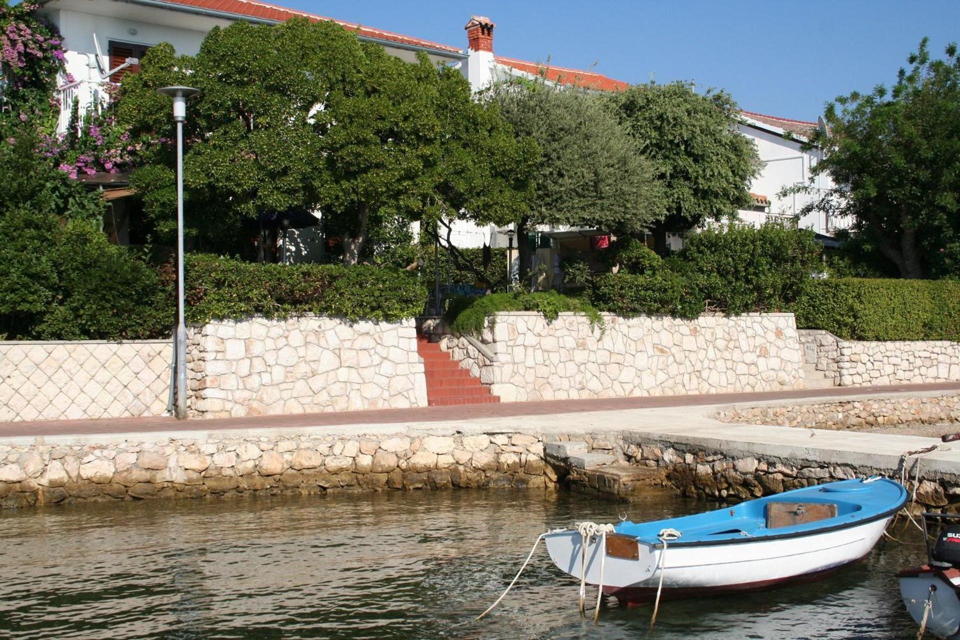 Apartments Petar - 6M From The Sea Barbat na Rabu Exterior foto